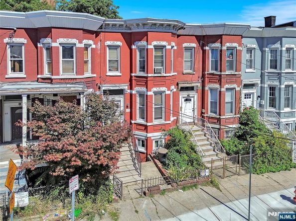 62.5 Oak Street, Jersey City NJ 07304