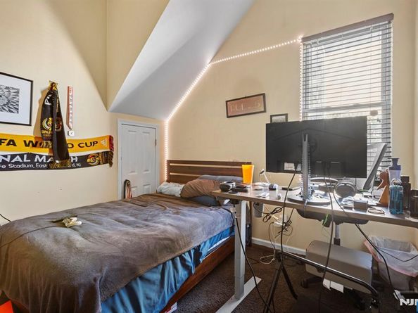 67 Route 5, Edgewater NJ 07020