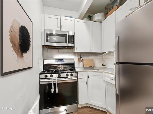 344 Danforth Avenue, Jersey City NJ 07305