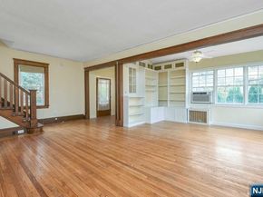 195 Hillside Avenue, Leonia NJ 07605