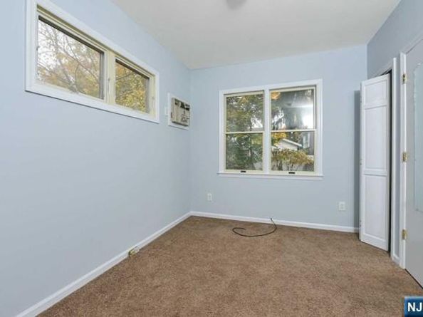 195 Hillside Avenue, Leonia NJ 07605