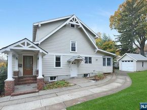 195 Hillside Avenue, Leonia NJ 07605
