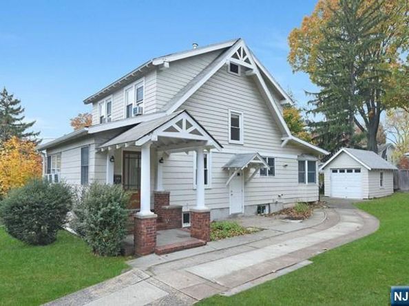195 Hillside Avenue, Leonia NJ 07605