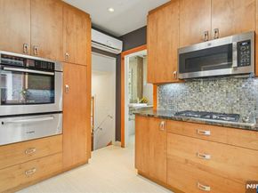 32 Linden Terrace, Leonia NJ 07605