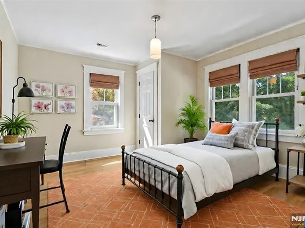 32 Linden Terrace, Leonia NJ 07605