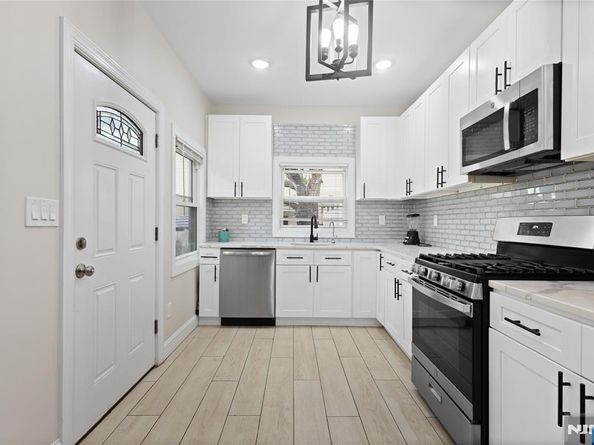 606 54th Street, West New York NJ 07093