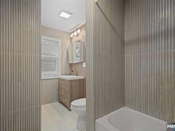 606 54th Street, West New York NJ 07093
