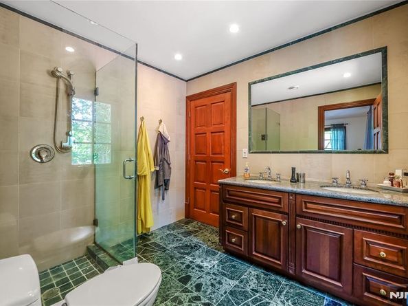 285 Arch Road, Englewood NJ 07631