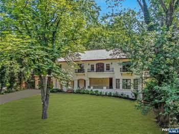 285 Arch Road