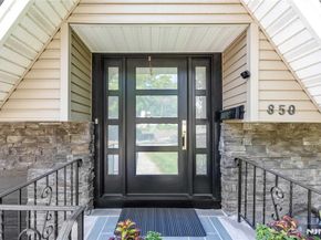 850 Edgewater Avenue, Ridgefield NJ 07657