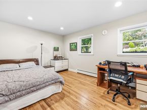 850 Edgewater Avenue, Ridgefield NJ 07657