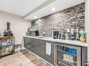 850 Edgewater Avenue, Ridgefield NJ 07657
