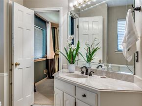 4019  Bobbin Lane , Addison Texas 75001