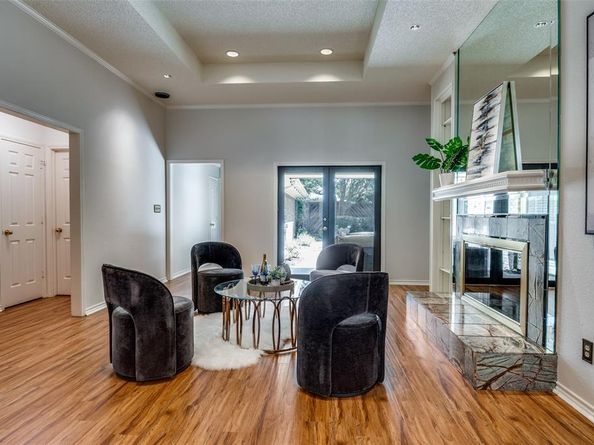 4019  Bobbin Lane , Addison Texas 75001