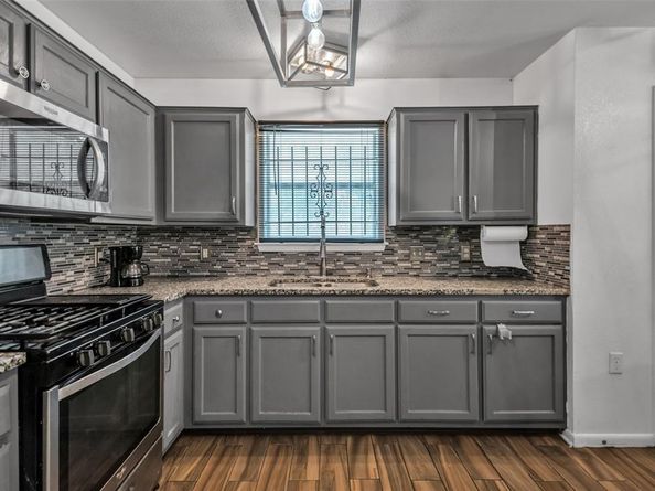 1713  Glenmore Avenue , Fort Worth Texas 76102