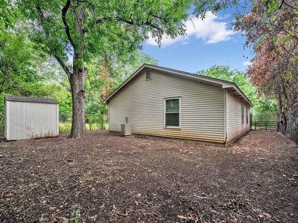 1713  Glenmore Avenue , Fort Worth Texas 76102