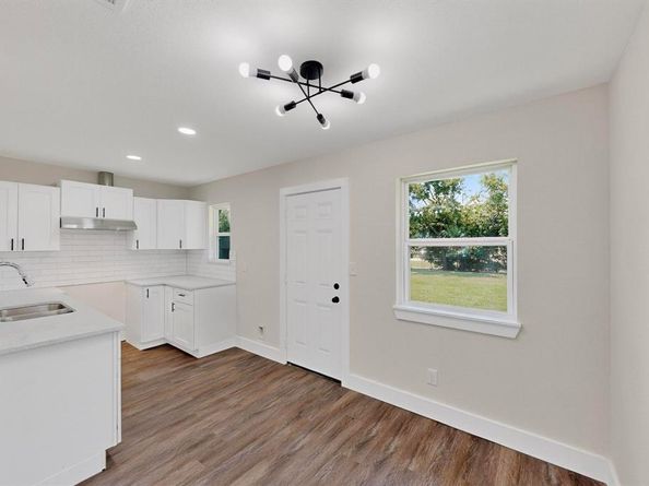 10142  Pebble Valley Lane , Dallas Texas 75217