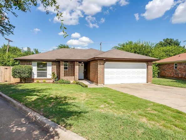 6805  Eagle Rock Drive , Fort Worth Texas 76133