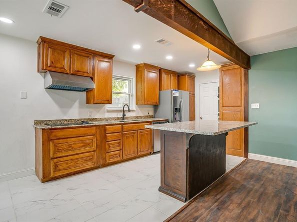 6805  Eagle Rock Drive , Fort Worth Texas 76133