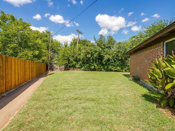 6805  Eagle Rock Drive , Fort Worth Texas 76133