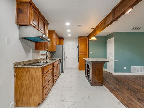 6805  Eagle Rock Drive , Fort Worth Texas 76133