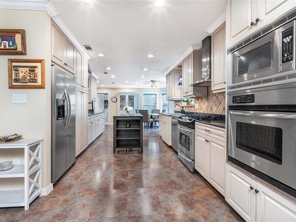 9517  Redondo Drive , Dallas Texas 75218