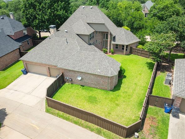 906  Glen Rose Drive , Allen Texas 75013