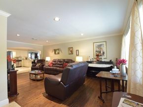 2516  Telegraph Avenue , Dallas Texas 75228