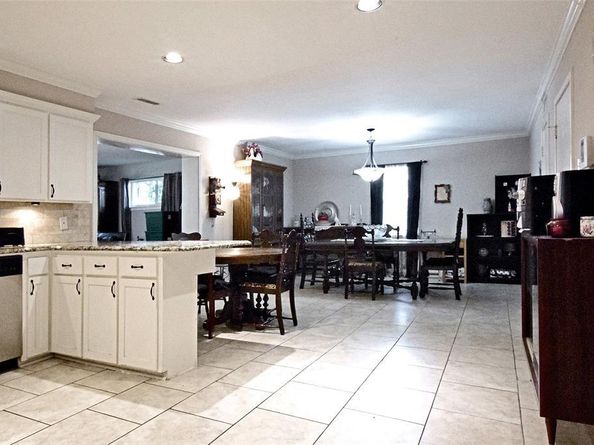 2516  Telegraph Avenue , Dallas Texas 75228