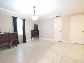 2516  Telegraph Avenue , Dallas Texas 75228