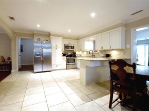 2516  Telegraph Avenue , Dallas Texas 75228