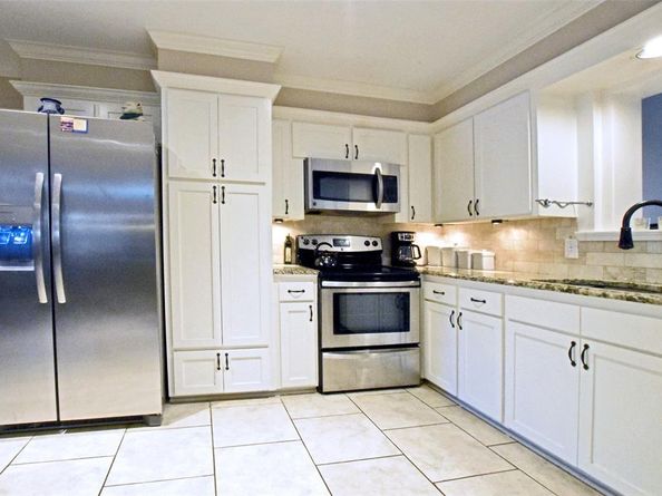 2516  Telegraph Avenue , Dallas Texas 75228