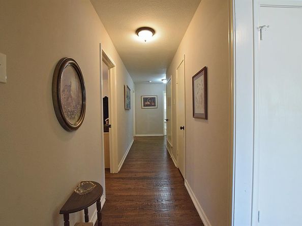 2516  Telegraph Avenue , Dallas Texas 75228