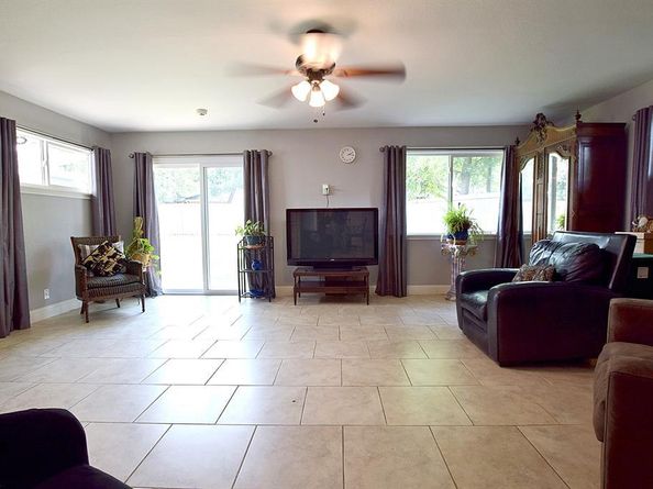 2516  Telegraph Avenue , Dallas Texas 75228