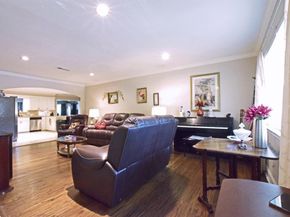 2516  Telegraph Avenue , Dallas Texas 75228