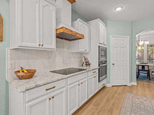 219  Livingston Drive , Hickory Creek Texas 75065