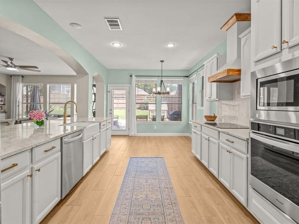 219  Livingston Drive , Hickory Creek Texas 75065