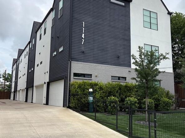 1147 N Madison Avenue  102, Dallas Texas 75208
