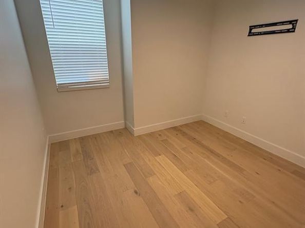 1147 N Madison Avenue  102, Dallas Texas 75208