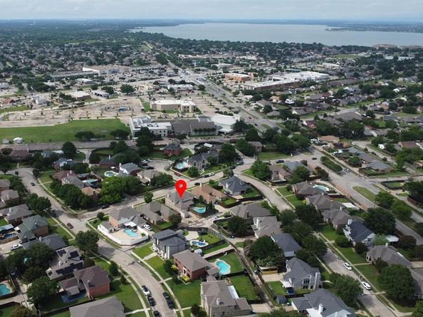 8506  Linda Vista Drive , Rowlett Texas 75088