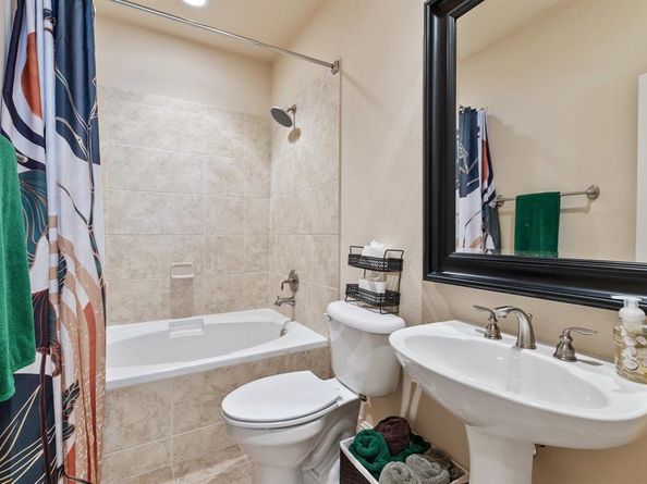 632 E Bluff Street , Fort Worth Texas 76102