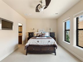 632 E Bluff Street , Fort Worth Texas 76102
