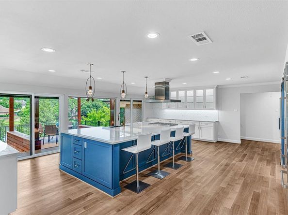 222  Sovereign Court , Rockwall Texas 75032