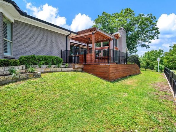 222  Sovereign Court , Rockwall Texas 75032