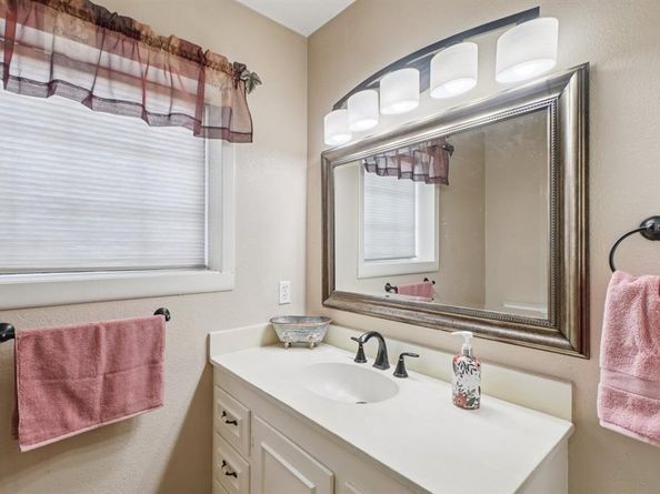 4212 SW Loop 820  , Fort Worth Texas 76109