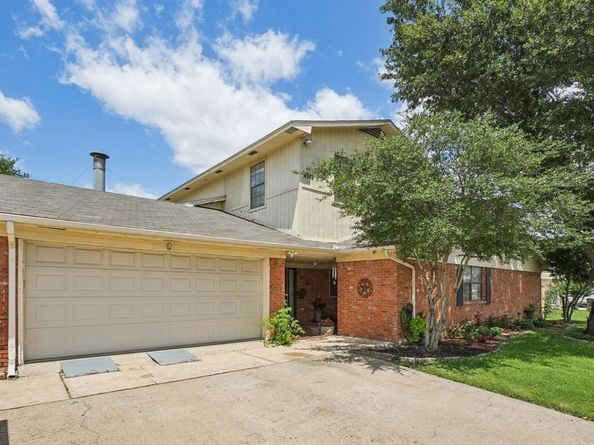 4212 SW Loop 820  , Fort Worth Texas 76109