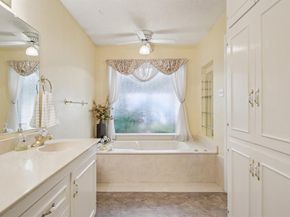 4212 SW Loop 820  , Fort Worth Texas 76109