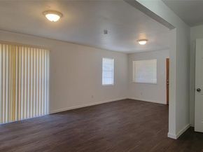 3827  Vineyard Drive , Dallas Texas 75212