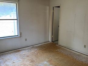 2103  Mistletoe Avenue , Fort Worth Texas 76110