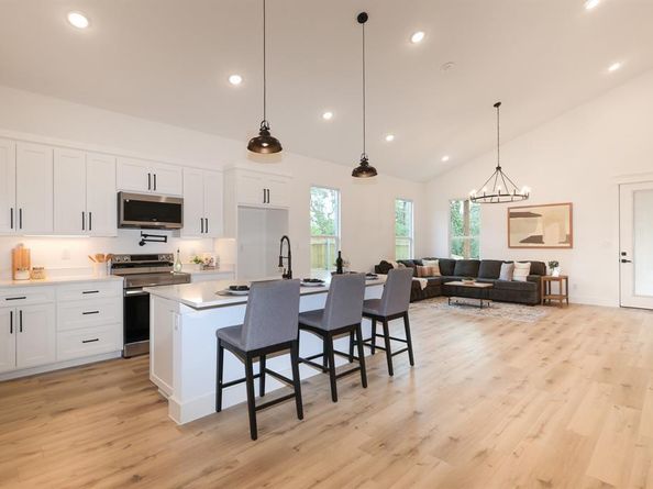 1032 E Arlington Avenue , Fort Worth Texas 76104